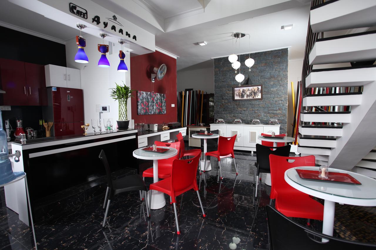 Ayaana Boutique Hotel Kandy Bagian luar foto